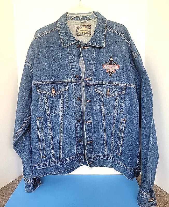 Men’s Grand Victoria Casino & Resort Hyatt Jean Jacket Size XL Haleman Jeans