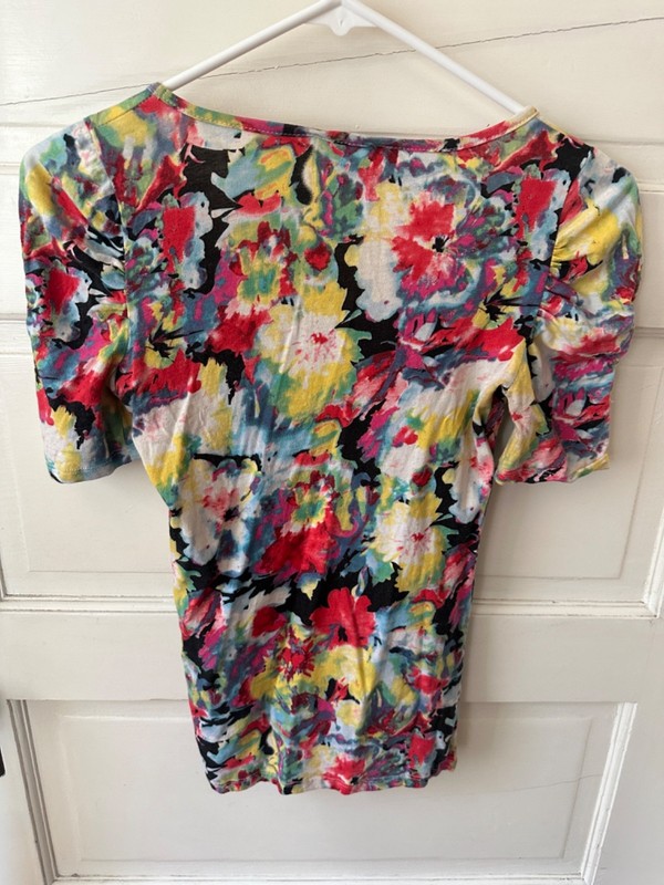 Vibrant Multicolor Floral Print Scoop Neck Ruched Puff Short Sleeve Cotton Top gallery