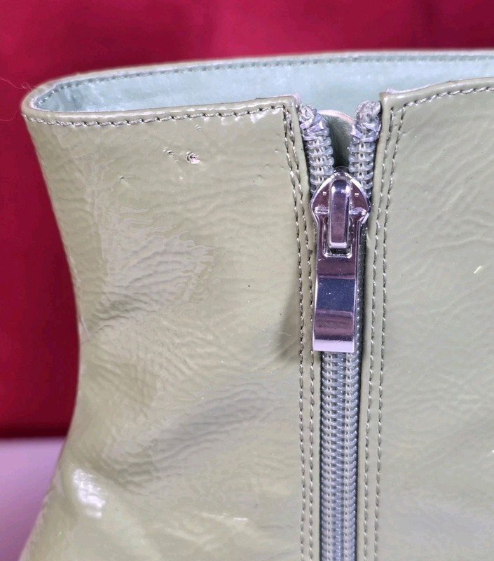 Unique Vintage Avocado Green Platform Heel Ankle Boot Womens Size 7 gallery