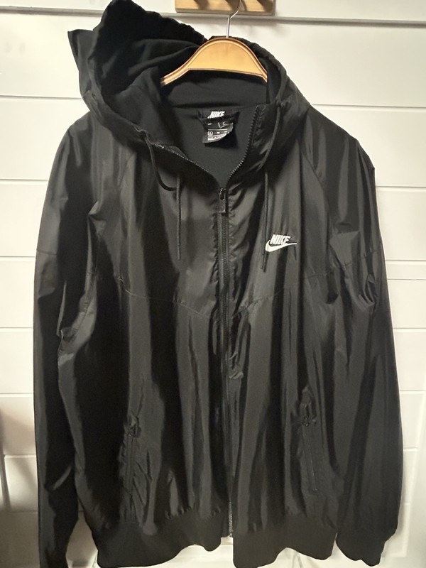 Men NIKE SPORTS CLASSIC WINDRUNNER JACKET BLACK (DA0001 010), Sz XL