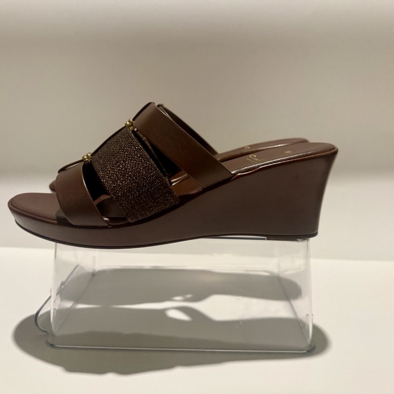 Contesa Women’s Brown Leather Wedge Slide Sandals Slip-On Solid US 8 gallery