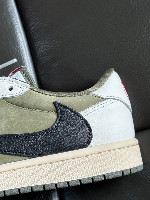 Nike Jordan 1 Retro Low OG SP Travis Scott Oilve White Black Leather Suede gallery