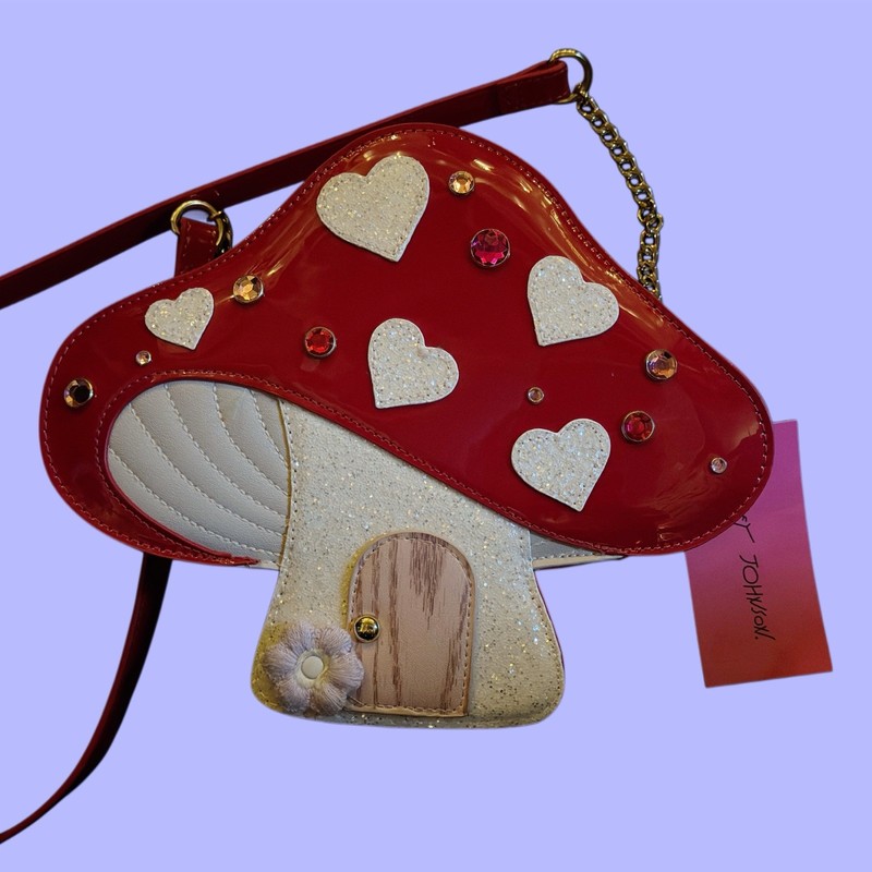 BETSEY JOHNSON Mushroom and Hearts Kitsch Crossbody Bag Red NWT