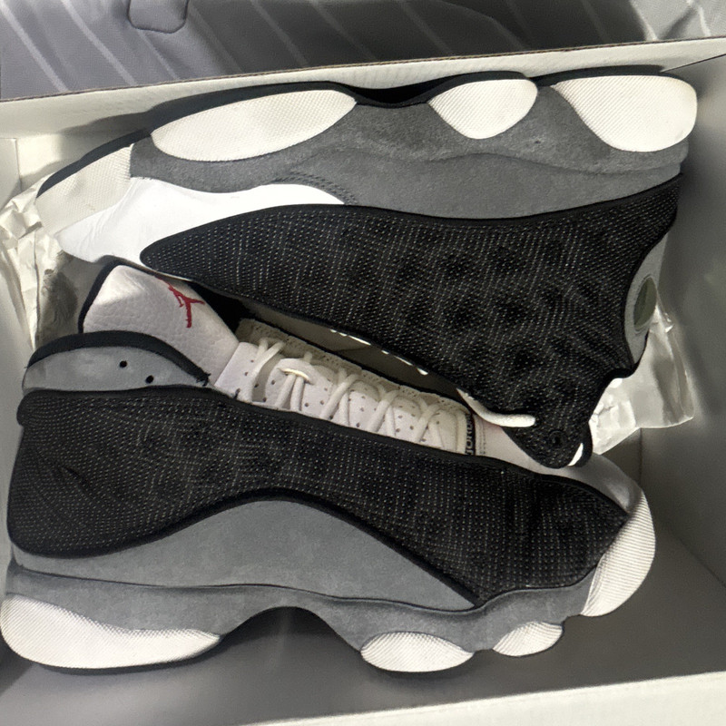 Jordan Air Jordan 13 Retro Black Flint DJ5982-060 Men’s Mid Top Sneakers