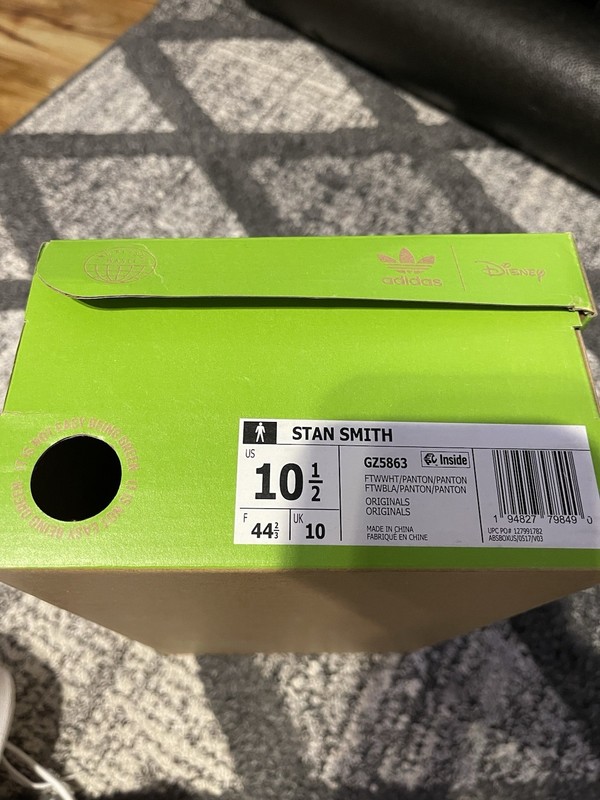 adidas Stan Smith Disney Miss Piggy & Kermit Low Top Sneakers GZ5863 gallery