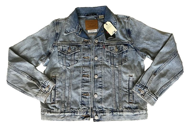 NWT Levi's Premium Women's Sz M Original Trucker Denim Blue Jean Jacket Pockets