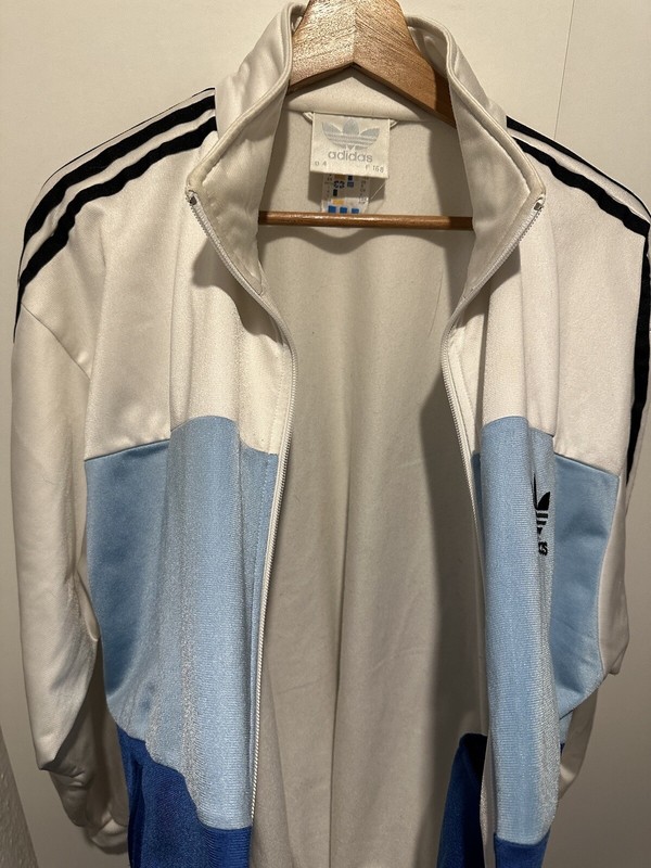Adidas Windbreaker Jacket Size M 🏸🏸🏸 Retro Vintage Track JACKET 90s 90s gallery