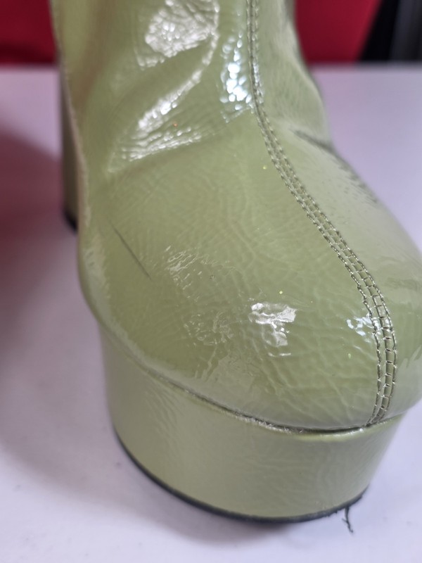Unique Vintage Avocado Green Platform Heel Ankle Boot Womens Size 7 gallery