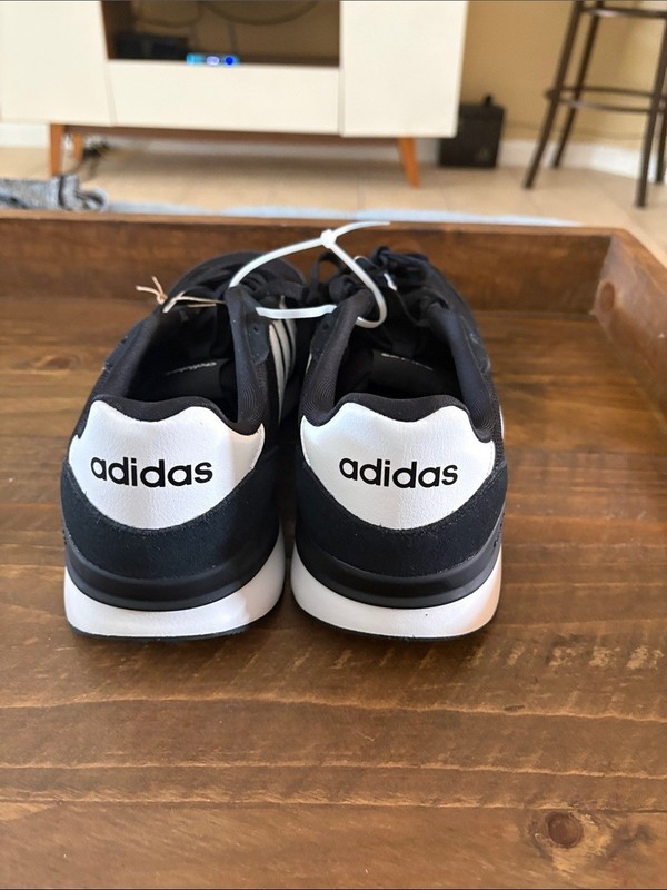 adidas Men’s Black & White Run 90s Retro Trainer gallery