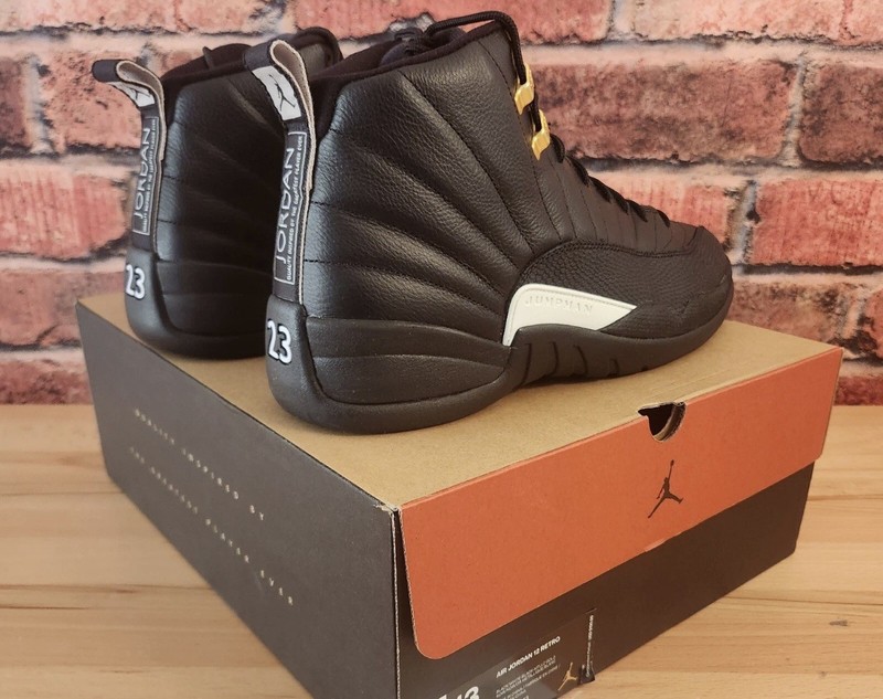 “THE MASTER” Air Jordan Retro 12 in Men Size 13 !!!