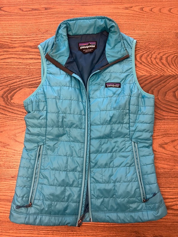 Patagonia Nano Puff Vest in turquoise blue Women’s XS
