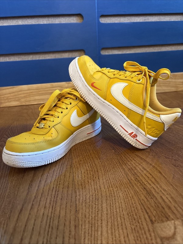 Nike Women’s Air Force 1 ’07 SE “40th Anniversary” (Yellow Ochre) Size 5