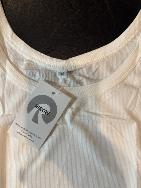 Women's Size M White Ribbed Cropped Tank Top - A0140 gallery