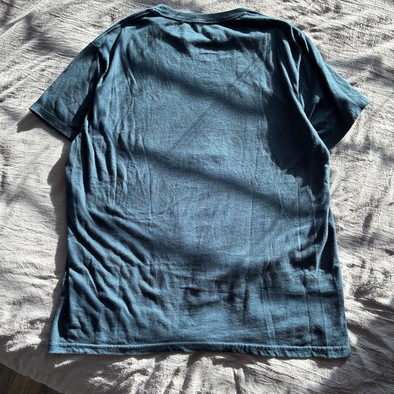 Quiksilver Graphic Tee Dark Blue Yellow Spellout gallery