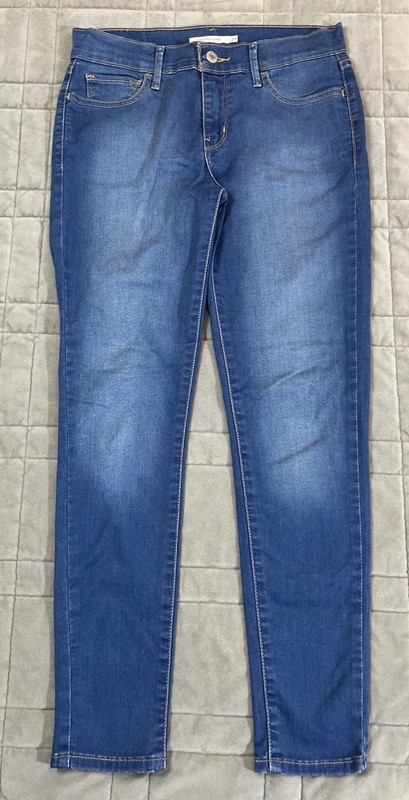 Levi’s 710 Women’s Super Skinny Mid Rise Jeans Sz 29 Stretch Medium Wash