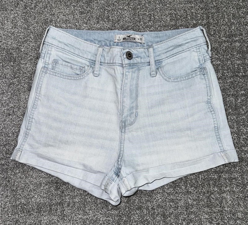 HOLLISTER Light Blue Denim CUFFED Shorts ~ 2″ inch Inseam ~ Size 1 / 25W