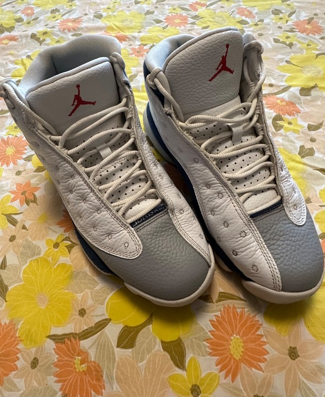 Size 7.5 – Air Jordan 13 Retro Mid French Blue Sneakers