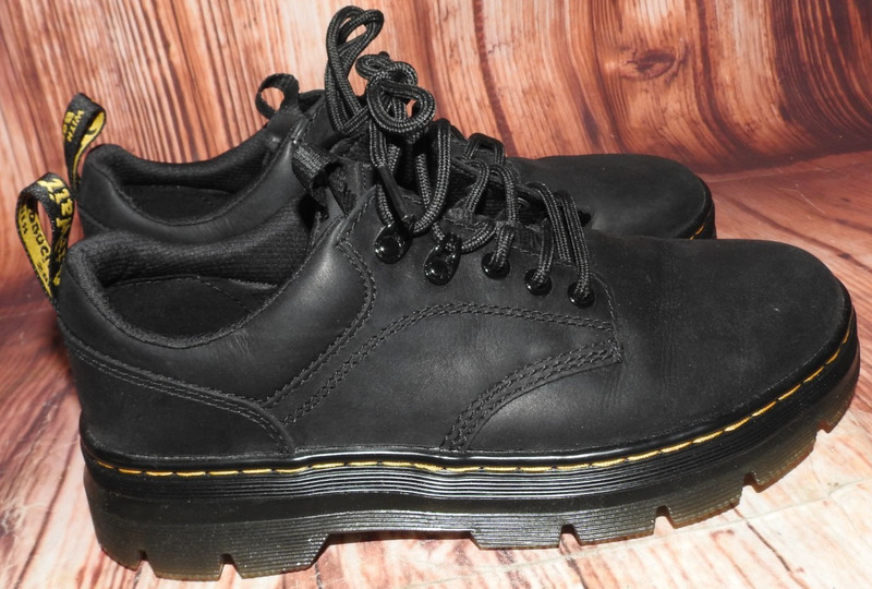 Womens Size 9 Dr Martens Black Reeder Wyoming Leather Low Shoes gallery