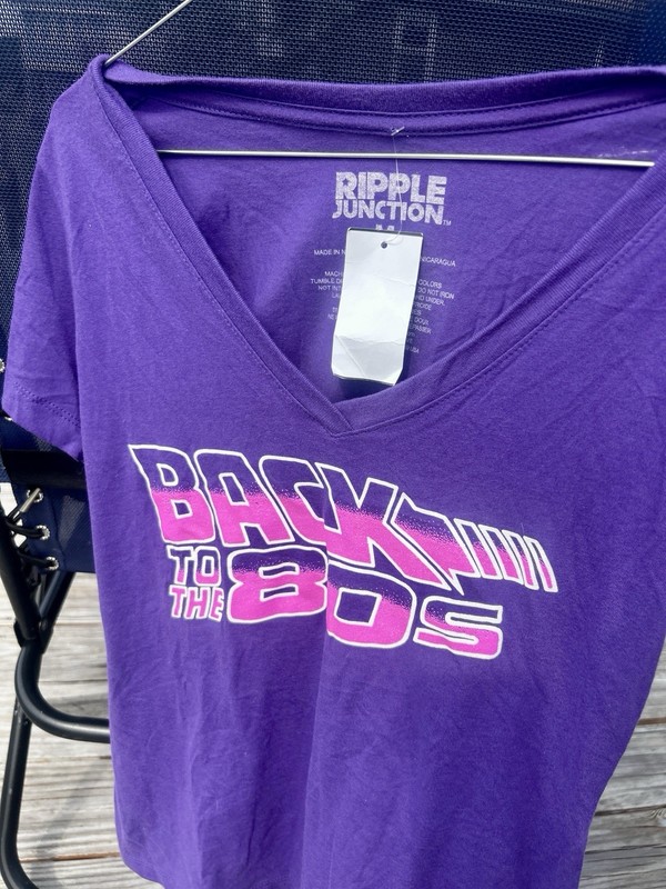 Ripple Junction Women’s Back to the 80s V-Neck Tee Purple M