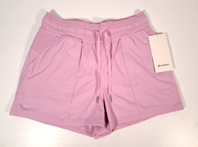 LULULEMON Dance Studio HR Short 3.5’’ Lined Vita Pink BNWT Size 6 ( UK 10 )