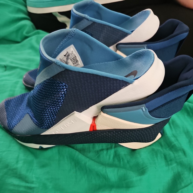 Nike Sneakers Men 8 Court Blue Go FlyEase gallery