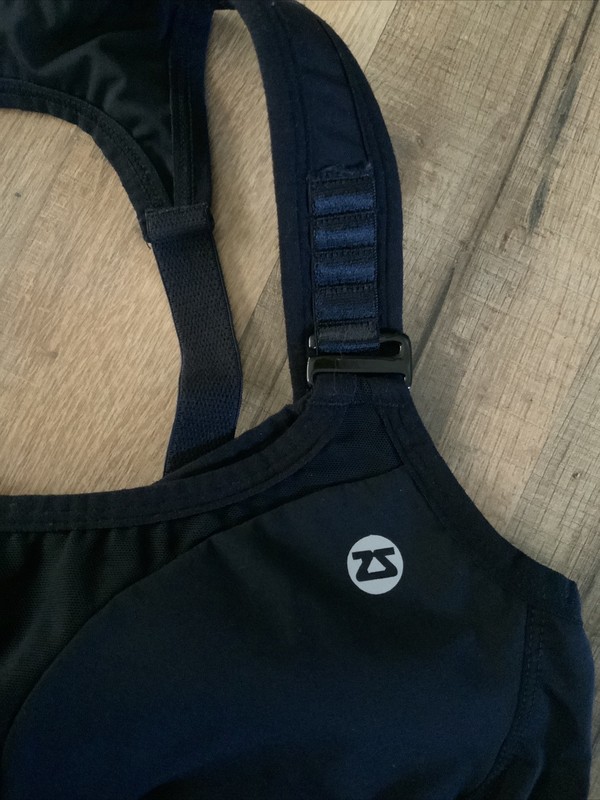 ZENSAH Women Athletic Sport Bra High Scoop Neck Ladder Strap Racerback Black 34C gallery