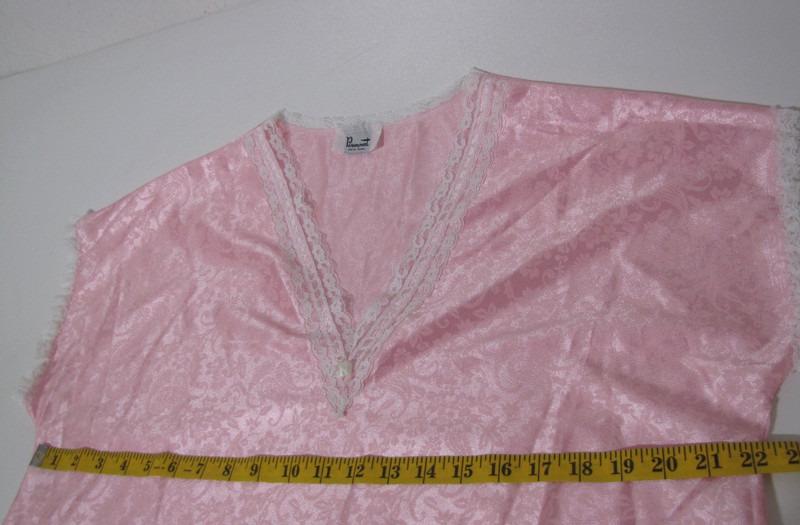 NWOT Vtg Paramount New York Pullover Pink Short Nightgown Lace-Trim Wm. M/ L gallery