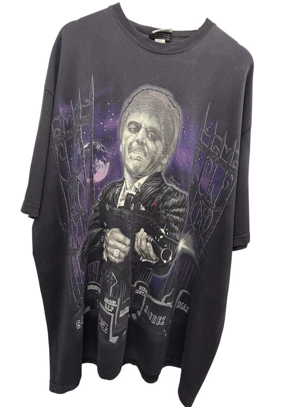 Vintage Scarface Glow in the dark Graphic T’Shirt