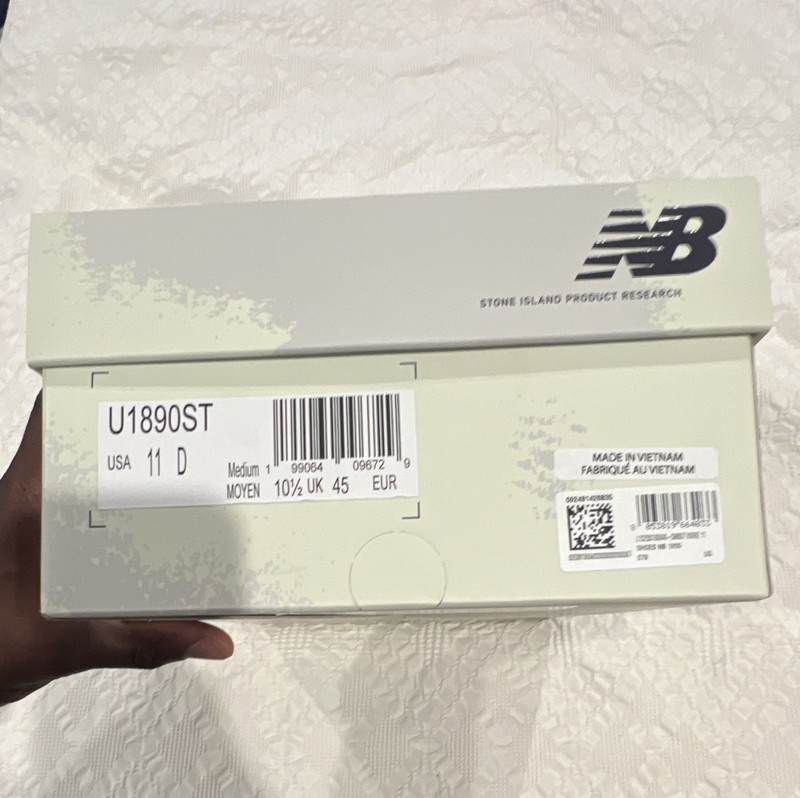 New Balance x Stone Island 1906R U1906ST Men’s Gray Low Top Sneakers