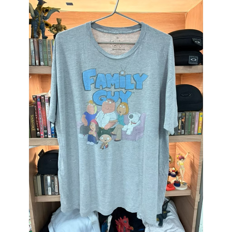 Family Guy Shirt 2XL Ripple Junction Gray Cartoon Tee Peter Griffin Pit To Pit 2