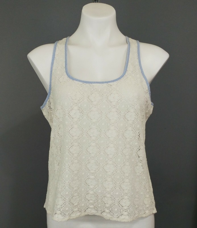 Delia’s Women Shirt, Size L, White, 95% Cotton, 5% Nylon