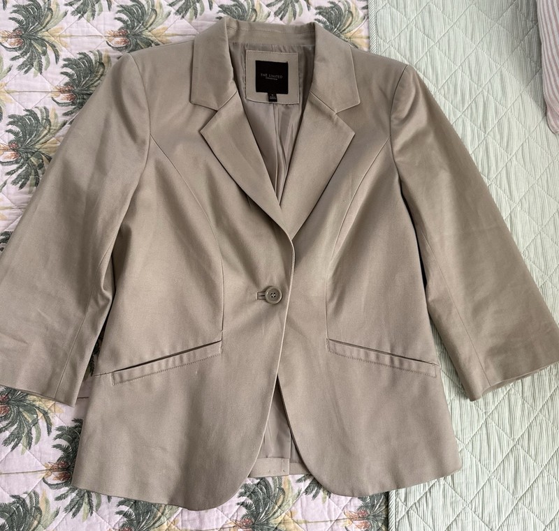 The Limited Collection Women’s Beige Blazer Jacket Button Lined Pockets 3/4 M