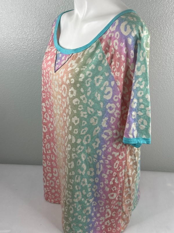 Bibi Women XL Rainbow Leopard Print Top T Shirt Multi Color Casual NWT gallery
