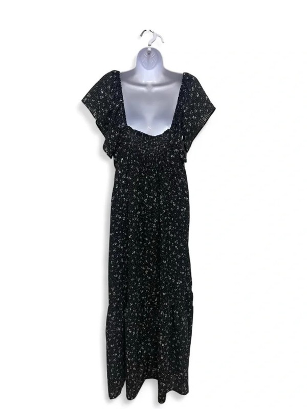 Universal Thread Black with White Floral Print Maxi Dress in size M gallery