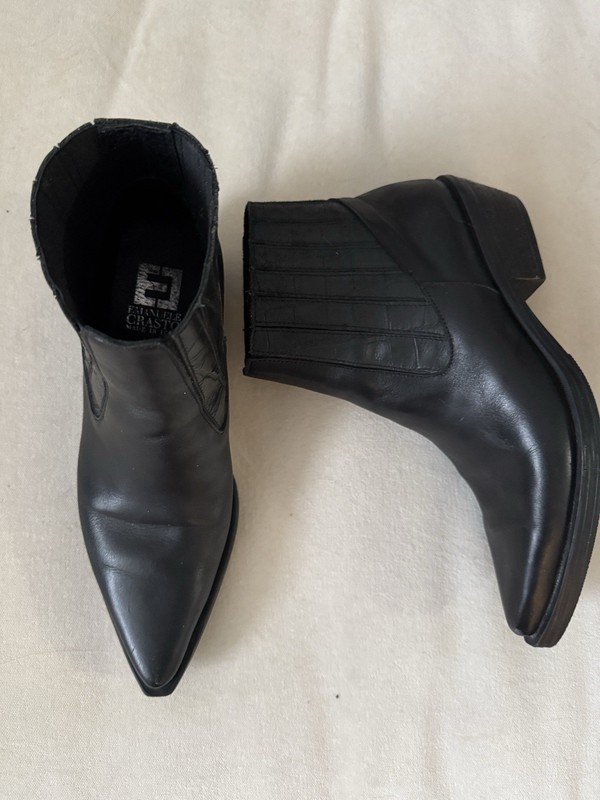Emanuele Crasto Women’s Black Leather Chelsea Ankle Boots Pointed Toe US 10