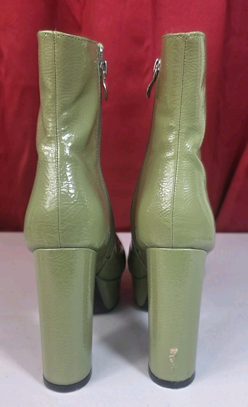 Unique Vintage Avocado Green Platform Heel Ankle Boot Womens Size 7 gallery
