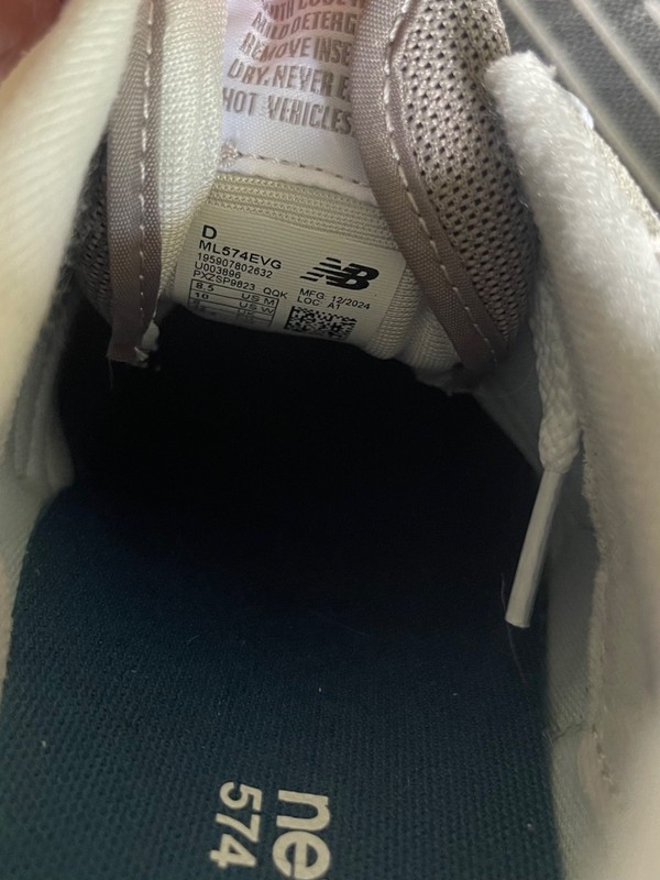Size 8.5 - New Balance 574 Grey White gallery