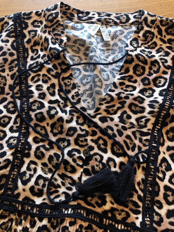 Mudd Peasant Shirt Womens Juniors Animal Print Small $36 (s-gray-31-30) gallery