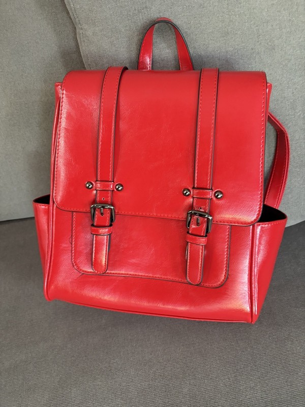 Red Vegan Leather expandable convertible handbag/backpack in perfect condition gallery