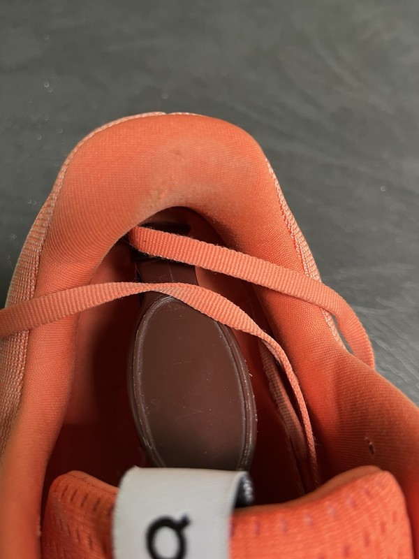 On Cloud Running Shoes Sneakers Men's Size 12 Coral Orange gallery