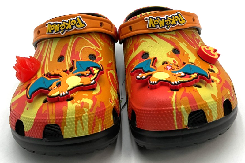 Pokémon x Crocs Charizard Classic Men's 9 / Women's 11 Fire Orange Clogs NIB gallery