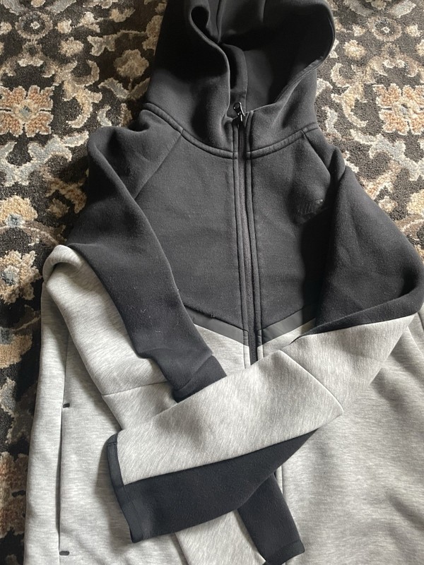 Nike Men’s XL Full-Zip Colorblock Hoodie Fleece Nike tech Gray/Black Logo