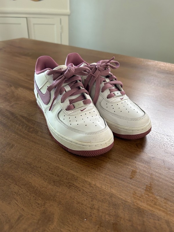 Pre-Owned Nike Air Force 1 ‘06 (GS) “ White Light Bordeaux”