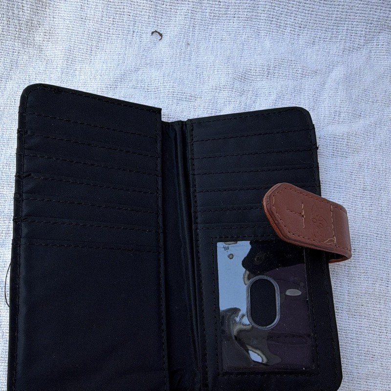 Unknown Factory Women’s Black Zip-Around Wallet Brown Snap Strap ID Window gallery