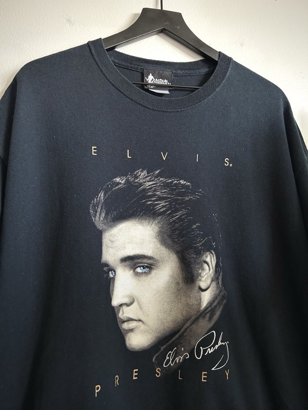 Vintage 1990s Elvis Presley Graceland T-Shirt gallery