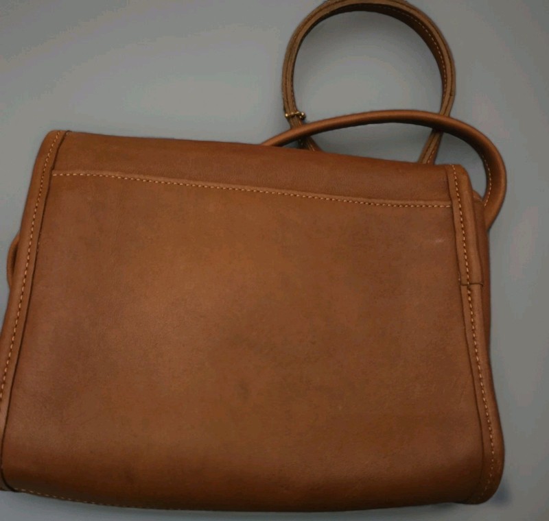 VTG Coach Chrystie Crossbody B4D 9892 gallery