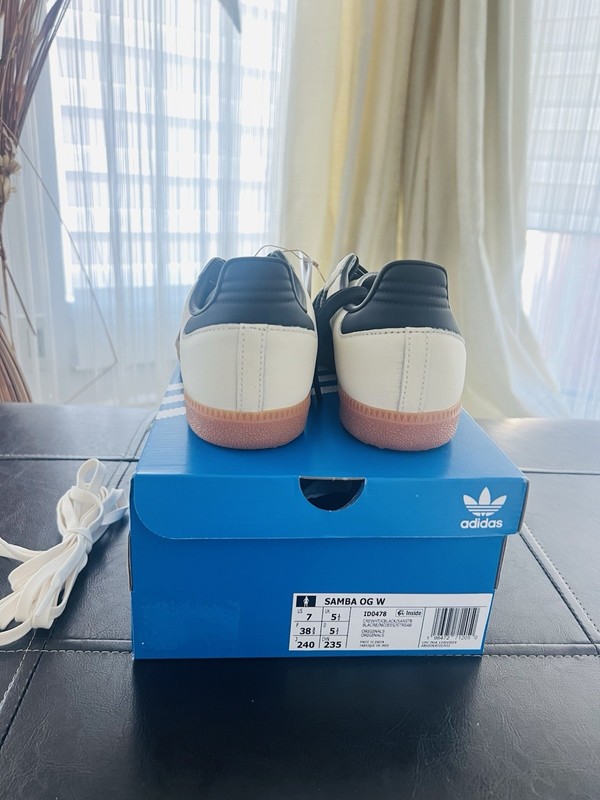 adidas Samba OG Cream White Sand Strata (Women's) ID0478 Women's Size 7 gallery