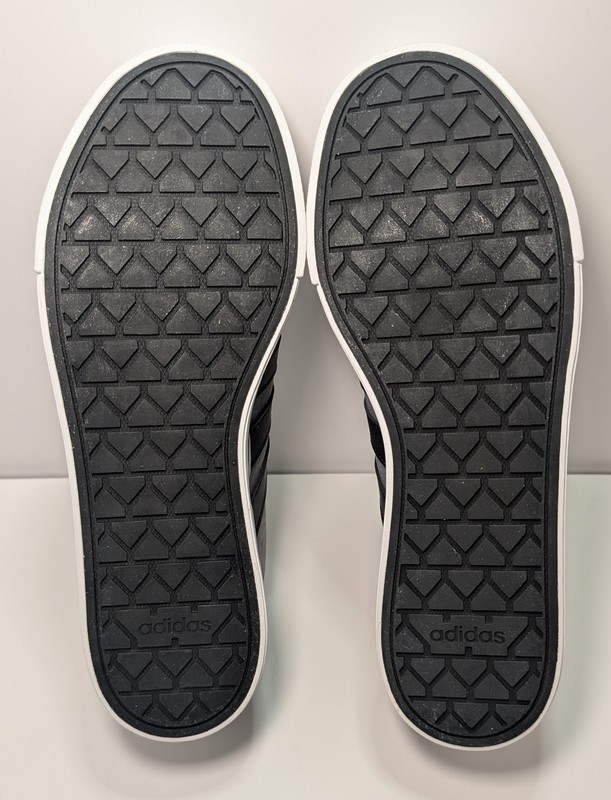 Adidas Daily 4.0 Men's Shoes Athletic Sneakers Skating Trainers New Size 8 Grey gallery
