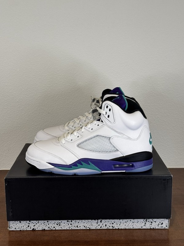 Nike Air Jordan Retro 5 Grape 2025 Size 7 Youth Brand New DS!