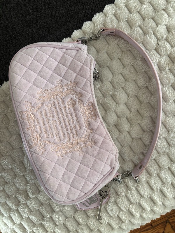 Juicy Couture Pink Quilted Shoulder Bag Zip Closure w/ Charm, Logo, Pockets